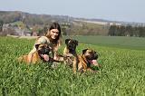 ADULTE ET CHIEN 173